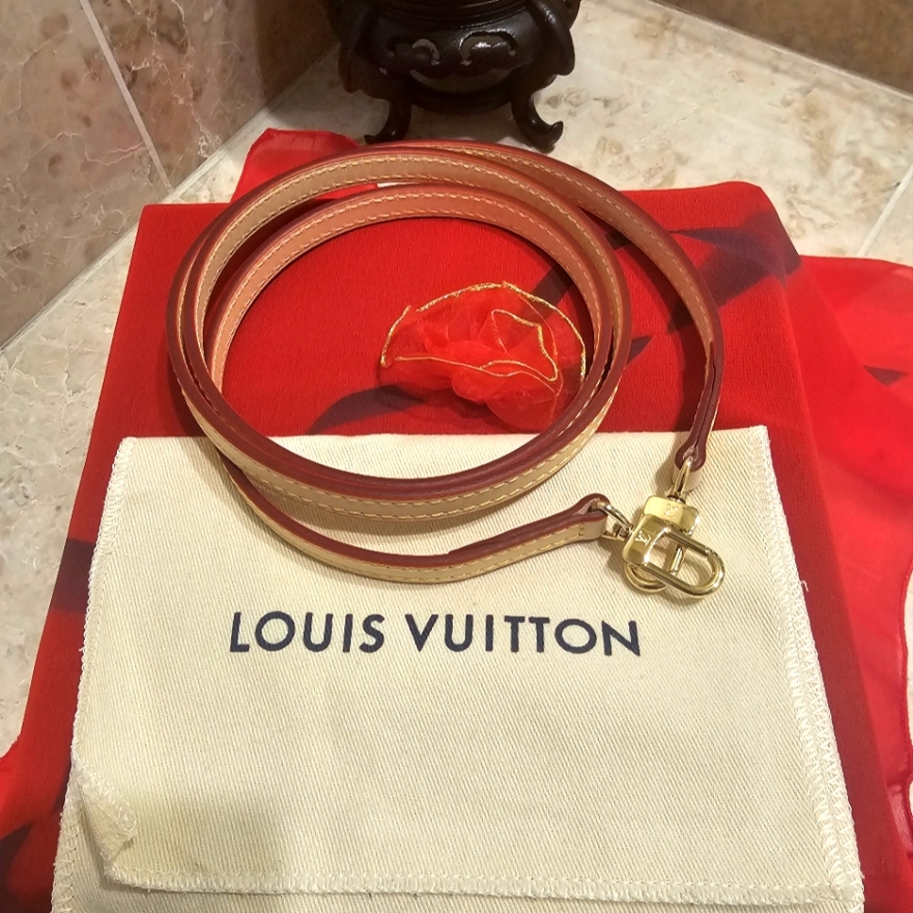 💯AUTHENTIC LOUIS VUITTON VACHETTA LEATHER BAG STRAP